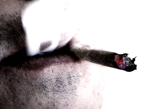 Más de 60 cancerígenos en el humo del tabaco.