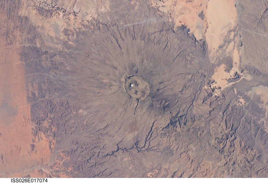 Volcán Emi Koussi desde satélite. Foto: NASA's Marshall space flight center